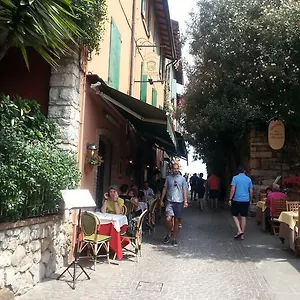appartamenti-corneliani.it-lombardy.com/